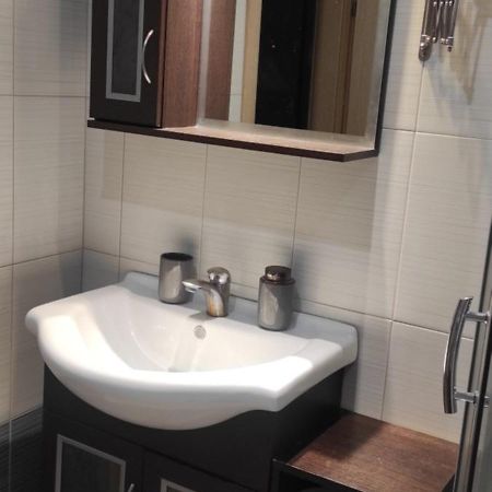 Modern Central Apartment テッサロニキ エクステリア 写真